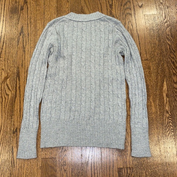 Ann Taylor Loft silver gray cable knit v-neck sweater size small petite - Picture 5 of 6
